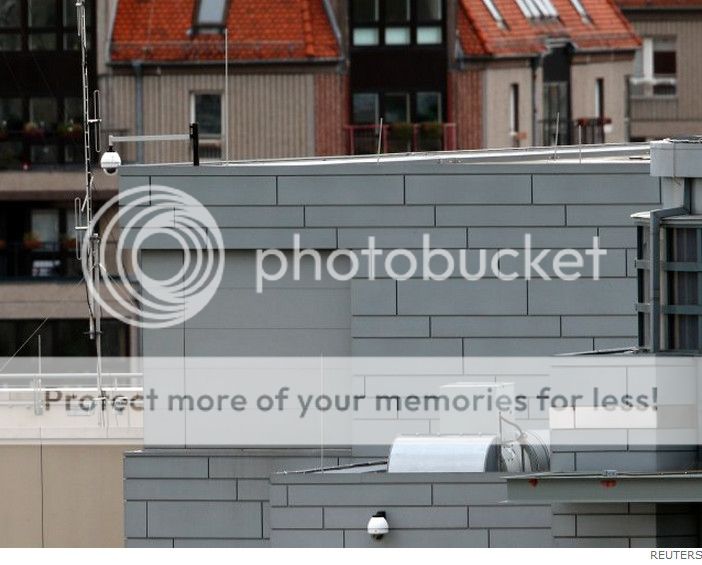 http://i1334.photobucket.com/albums/w641/Walter_Hinteler/a_zps6a6f14b6.jpg